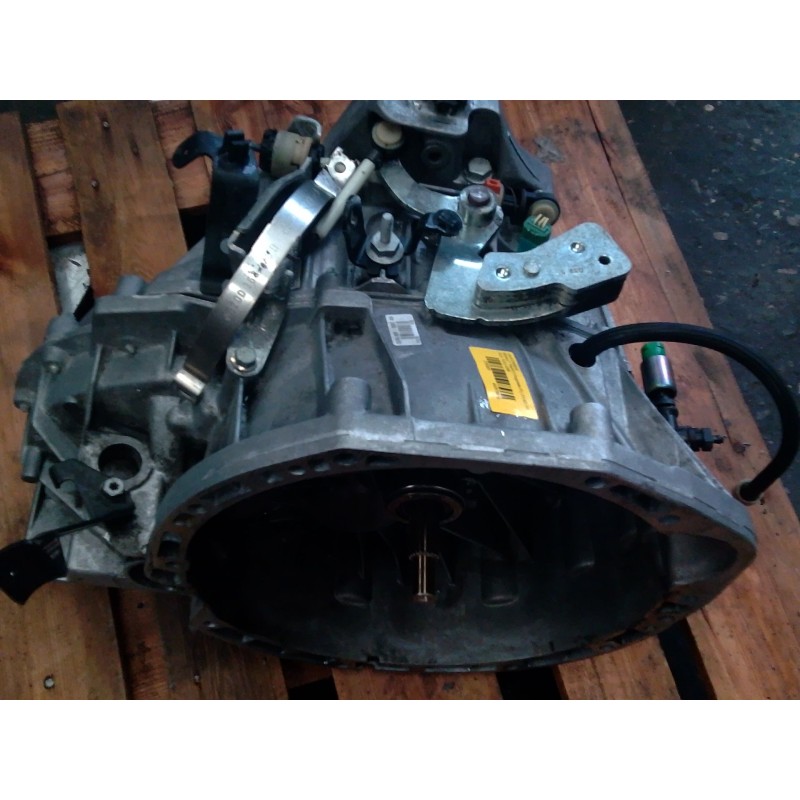 Recambio de caja cambios para renault trafic ii furgoneta (fl) 2.0 dci 115 (fl01, fl0u) referencia OEM IAM 8200374684  