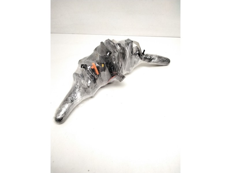 Recambio de mando multifuncion para opel vivaro furgón 2.7t corto referencia OEM IAM 7700312985 91166325D 34472601AM2