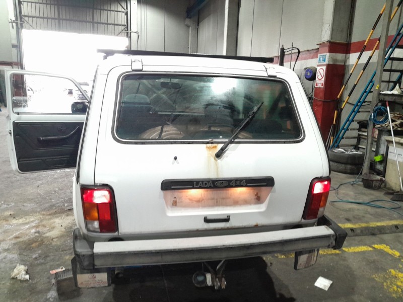 lada niva todo terreno, cerrada (2121, 2131) del año 2011