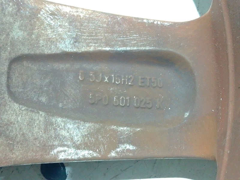 Recambio de llanta aluminio para seat leon (1p1) 1.6 tdi referencia OEM IAM 5P0601025  