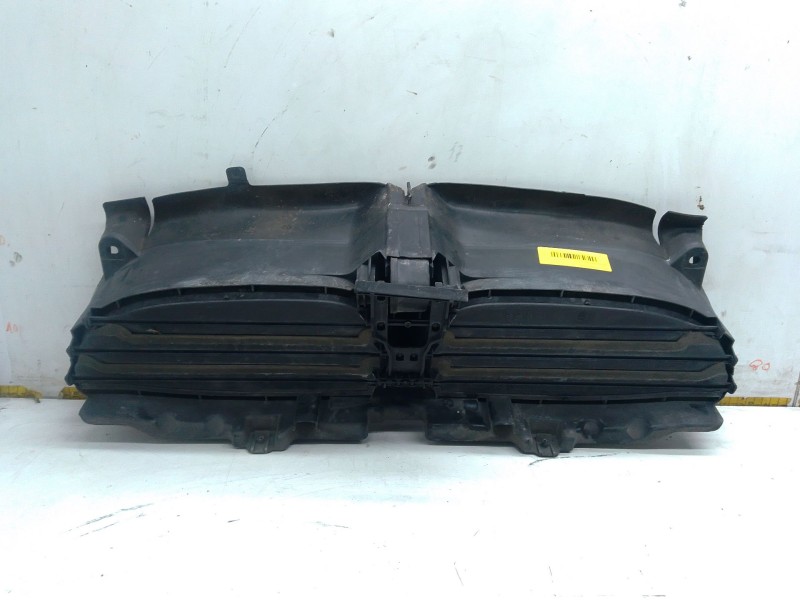 Recambio de rejilla aireadora para bmw 5 (e60) 525 d referencia OEM IAM 51117178116  