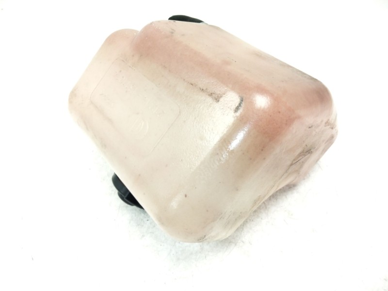 Recambio de deposito expansion para lada niva todo terreno, cerrada (2121, 2131) 1700 i 4x4 (21213, 21214) referencia OEM IAM 21