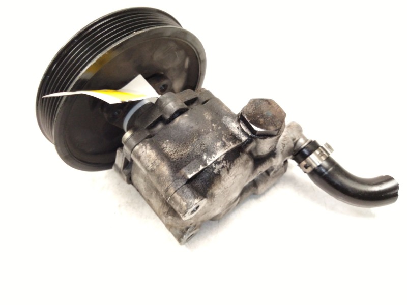 Recambio de bomba direccion para bmw 5 (e60) 525 d referencia OEM IAM 677469802  