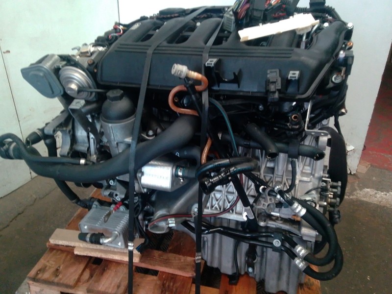 Recambio de motor completo para bmw 5 (e60) 525 d referencia OEM IAM   