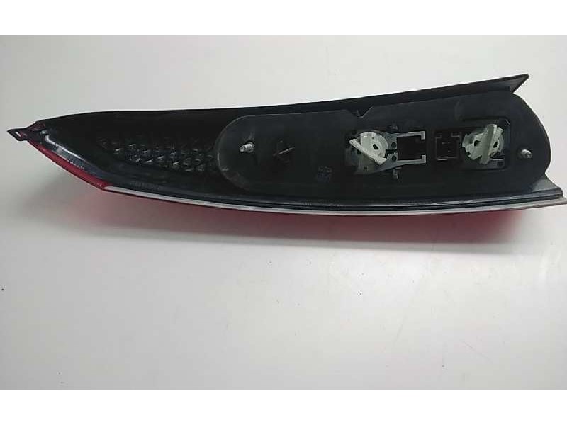 Recambio de piloto trasero derecho para volvo xc70 referencia OEM IAM 008972020232  97943