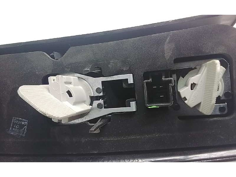 Recambio de piloto trasero derecho para volvo xc70 referencia OEM IAM 008972020232  97943