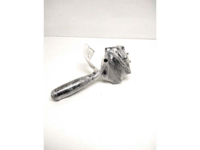 Recambio de mando limpia para toyota yaris verso (ncp2/nlp2) 1.5 linea luna referencia OEM IAM 173647 6473B03 