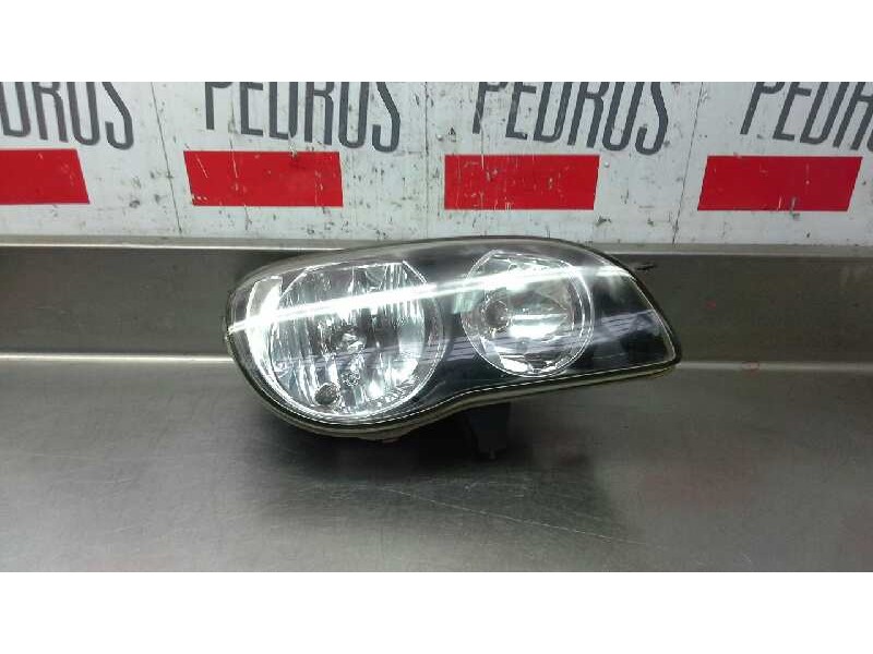 Recambio de faro derecho para toyota corolla (e11) 1.4 16v cat referencia OEM IAM   