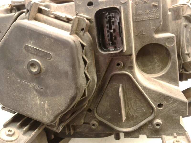 Recambio de faro izquierdo para bmw x3 (e83) 2.0d referencia OEM IAM 0301235205L  