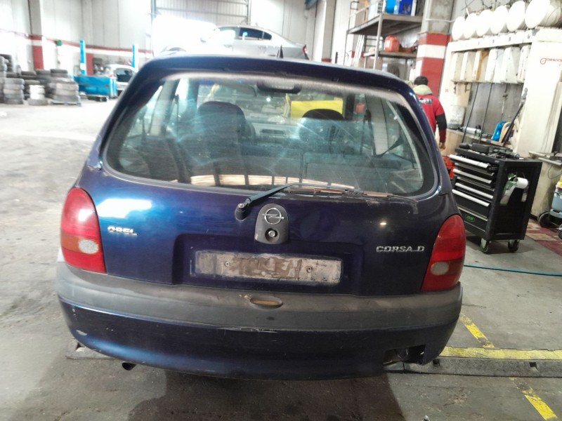 opel corsa b (s93) del año 2000