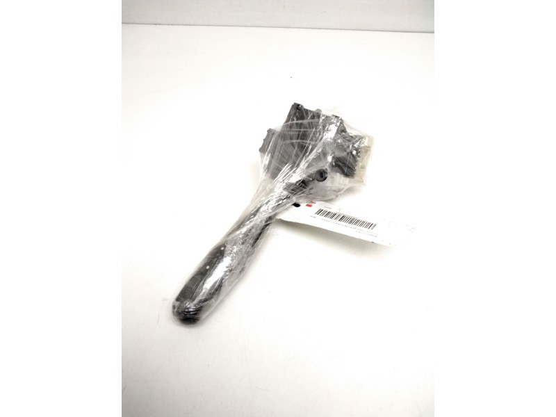 Recambio de mando luces para toyota yaris (ncp1/nlp1/scp1) 1.3 expo referencia OEM IAM 1736481 7461T17 