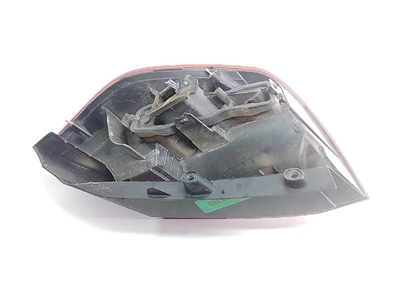 Recambio de piloto trasero izquierdo para renault scenic ii confort dynamique referencia OEM IAM   