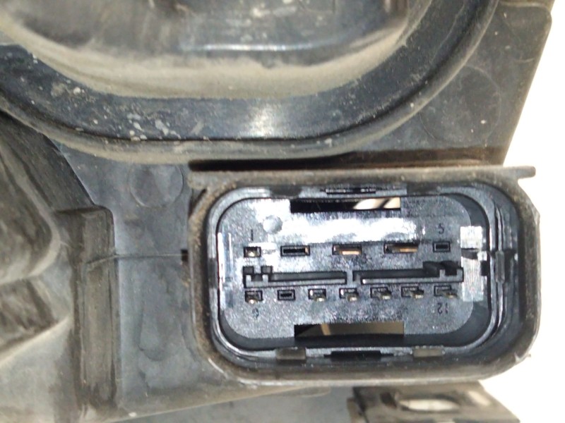 Recambio de faro derecho para bmw 3 (e90) 320 d referencia OEM IAM 6942722  