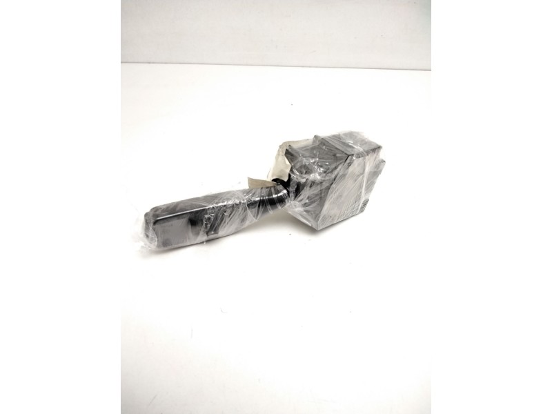 Recambio de mando luces para ford focus berlina (cap) 1.8 tdci turbodiesel cat referencia OEM IAM 4M5T13335BD 17D940C DX1AA