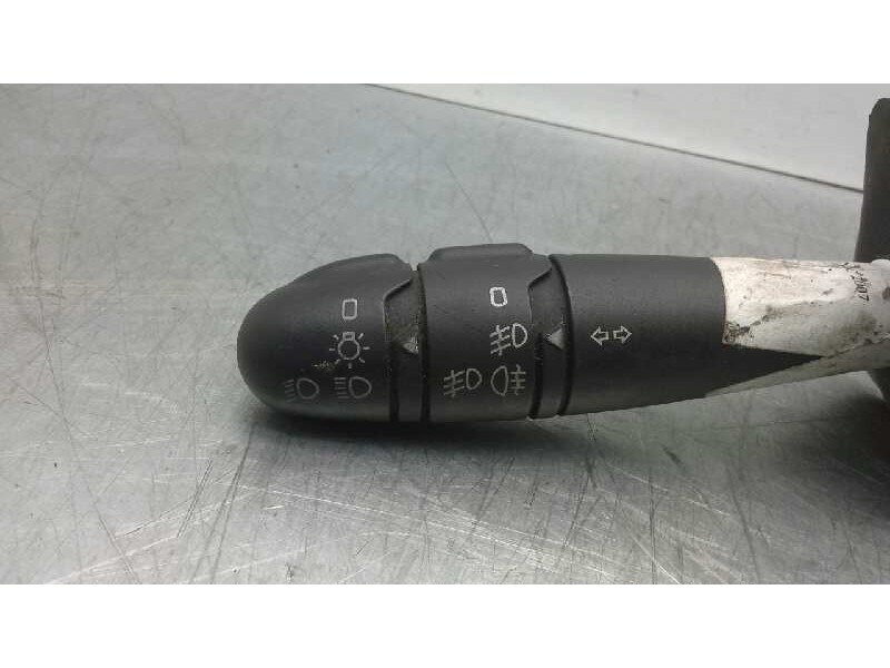 Recambio de mando luces para renault scenic ii referencia OEM IAM E1025V  109734