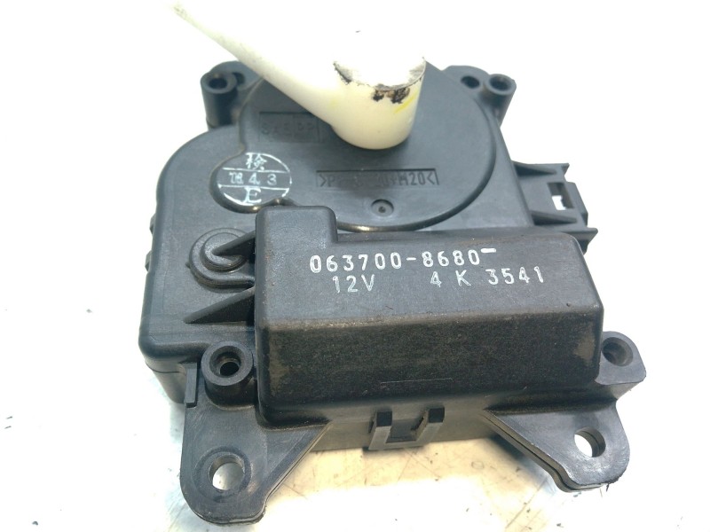 Recambio de motor de trampillas para toyota corolla verso (zer_, zze12_, r1_) 1.8 (znr11_) referencia OEM IAM 0637008680  