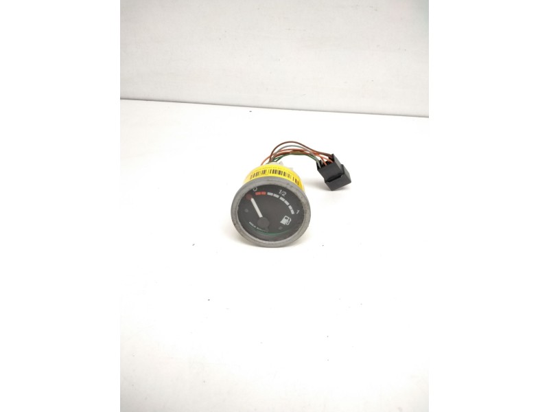 Recambio de reloj para iveco eurocargo 05.03 referencia OEM IAM 4822918 indicador de nivel de combustible de 24V 6316629901