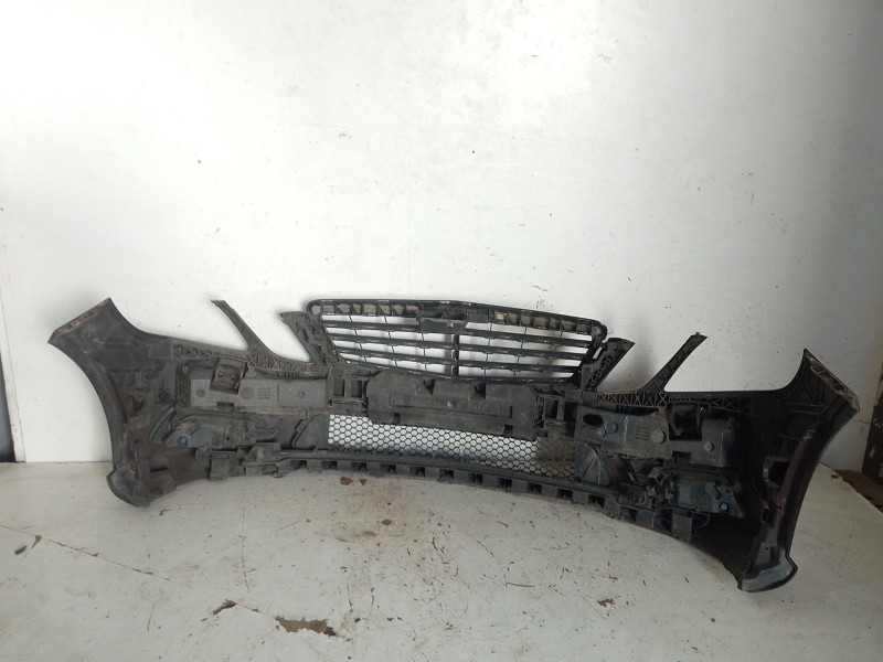 Recambio de paragolpes delantero para mercedes-benz clase e t-model (s212) e 350 cdi (212.225) referencia OEM IAM A2128851723  