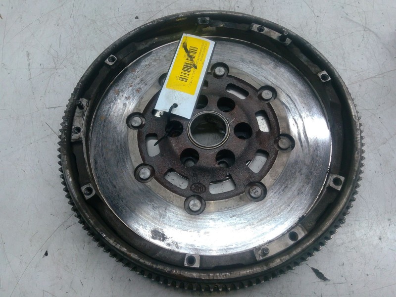 Recambio de volante motor para volkswagen passat b6 (3c2) 1.9 tdi referencia OEM IAM   