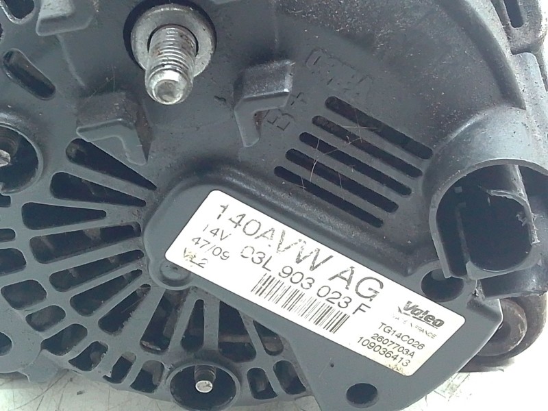 Recambio de alternador para volkswagen passat b6 (3c2) 1.9 tdi referencia OEM IAM 03L903023F  