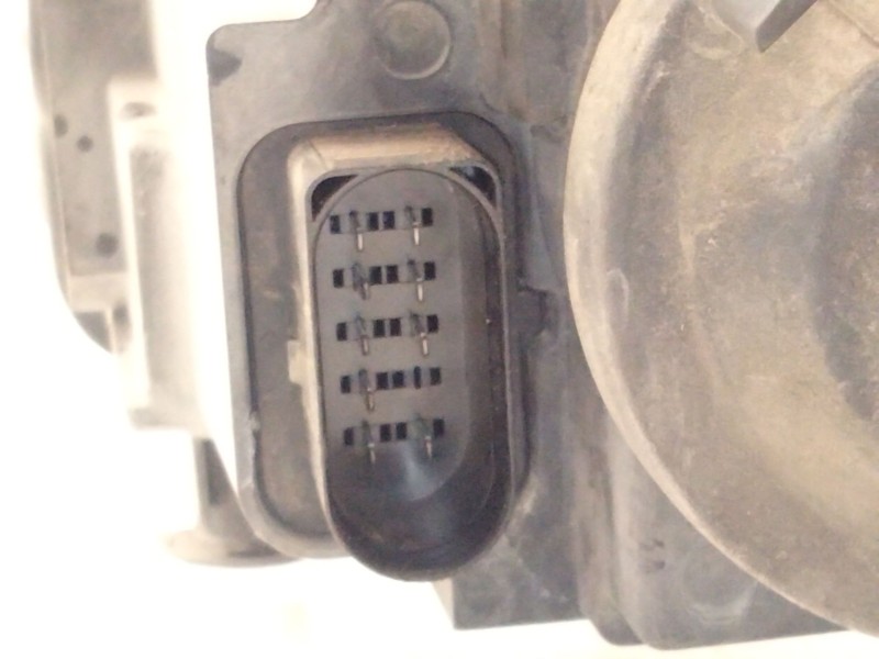 Recambio de faro derecho para volkswagen golf vi (5k1) 1.6 tdi referencia OEM IAM 5K1941006M  