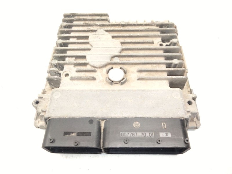 Recambio de centralita motor uce para volkswagen golf vi (5k1) 1.6 tdi referencia OEM IAM 03L903023DQ  