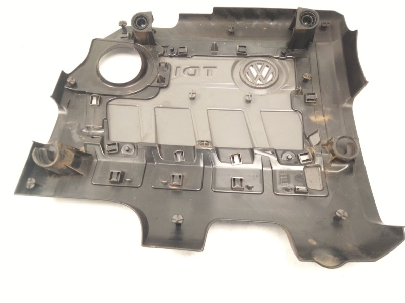 Recambio de tapa motor para volkswagen golf vi (5k1) 1.6 tdi referencia OEM IAM 03L103925  