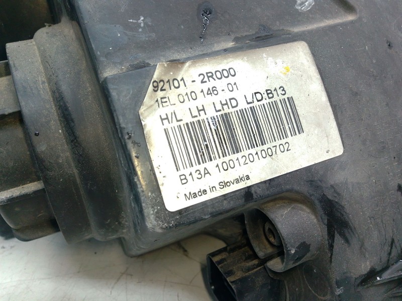 Recambio de faro izquierdo para hyundai i30 (fd) 1.6 crdi referencia OEM IAM 921012R000  