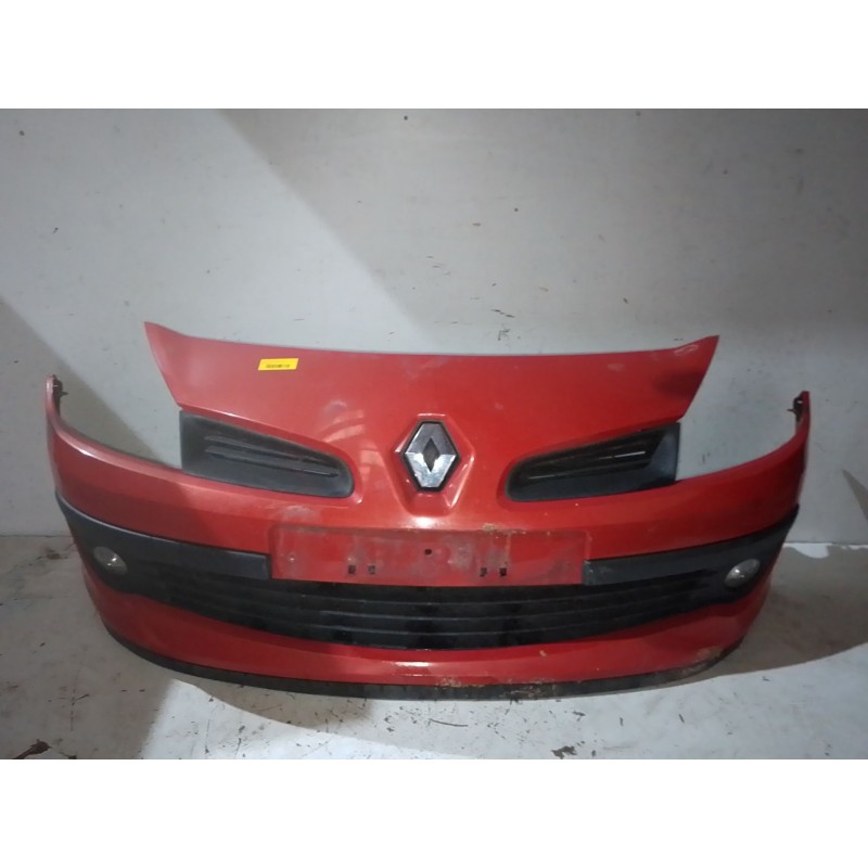 Recambio de paragolpes delantero para renault clio iii (br0/1, cr0/1) 1.5 dci (br17, cr17) referencia OEM IAM   