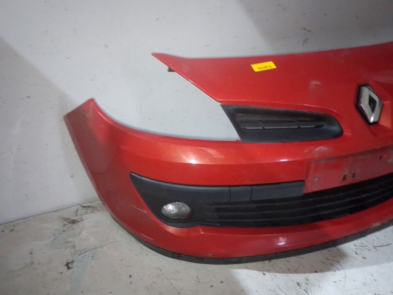Recambio de paragolpes delantero para renault clio iii (br0/1, cr0/1) 1.5 dci (br17, cr17) referencia OEM IAM   