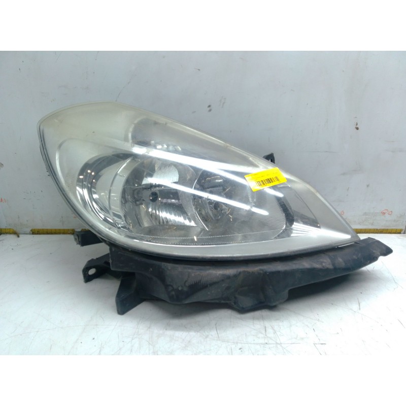 Recambio de faro izquierdo para renault clio iii (br0/1, cr0/1) 1.5 dci (br17, cr17) referencia OEM IAM 8200459823  