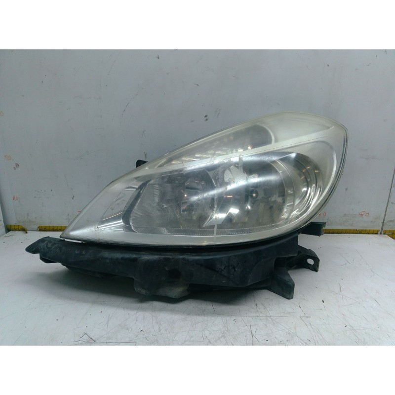 Recambio de faro derecho para renault clio iii (br0/1, cr0/1) 1.5 dci (br17, cr17) referencia OEM IAM 8200244889  
