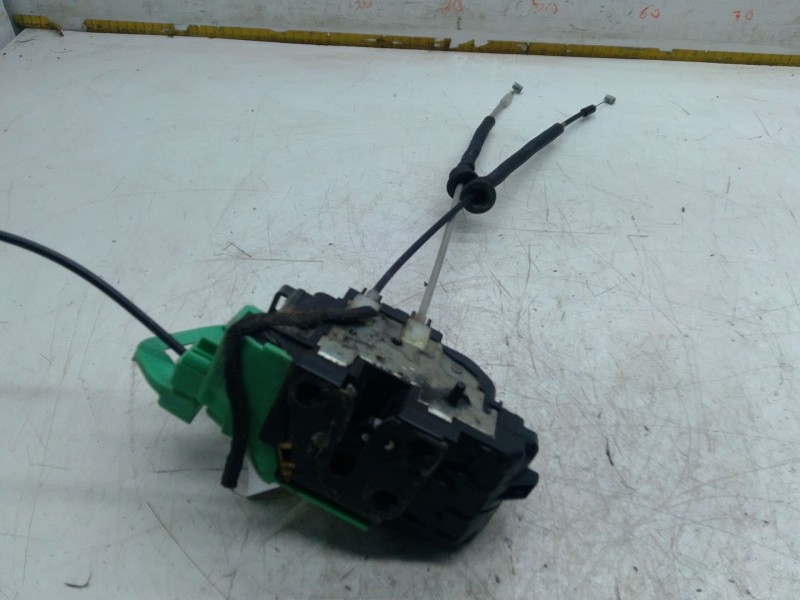 Recambio de cerradura puerta trasera izquierda para hyundai i30 (fd) 2.0 crdi referencia OEM IAM 81402L000  