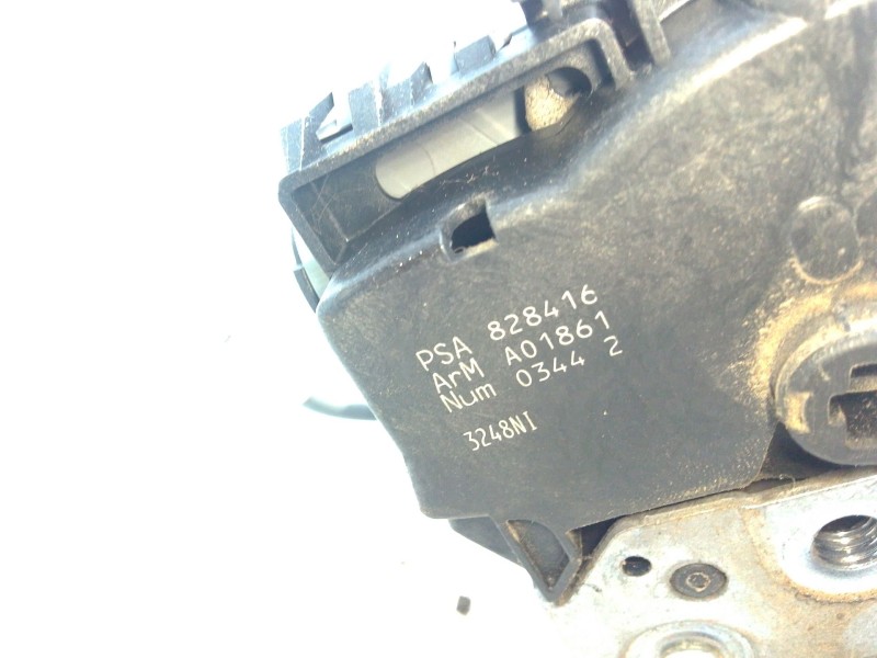 Recambio de cerradura puerta corredera derecha para citroën berlingo multispace (b9) 1.6 hdi 110 referencia OEM IAM A01861  