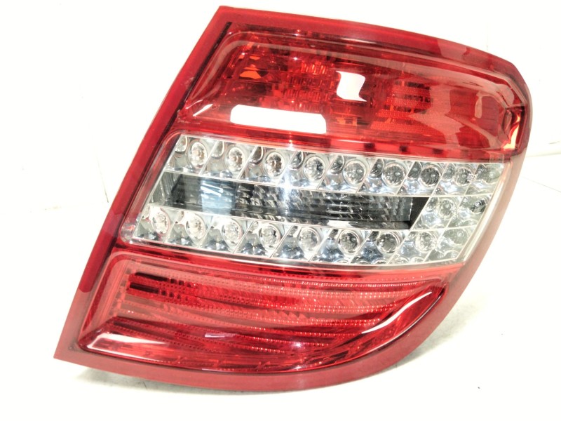 Recambio de piloto trasero derecho para mercedes-benz clase c t-model (s204) c 320 cdi (204.222) referencia OEM IAM 2048204064  