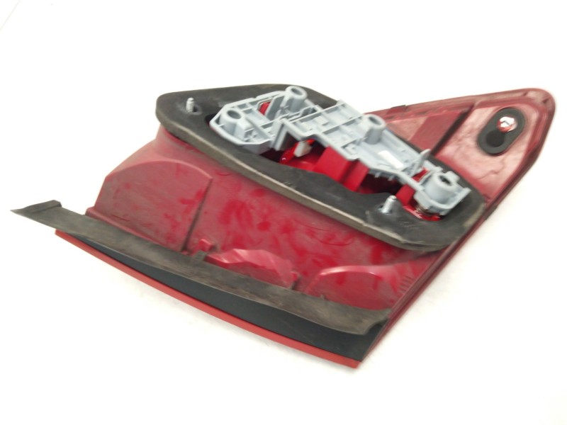 Recambio de piloto trasero derecho para mercedes-benz clase c t-model (s204) c 320 cdi (204.222) referencia OEM IAM 2048204064  