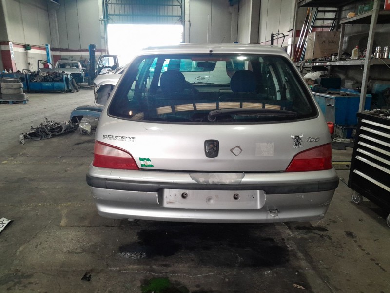 peugeot 106 ii (1a_, 1c_) del año 2000