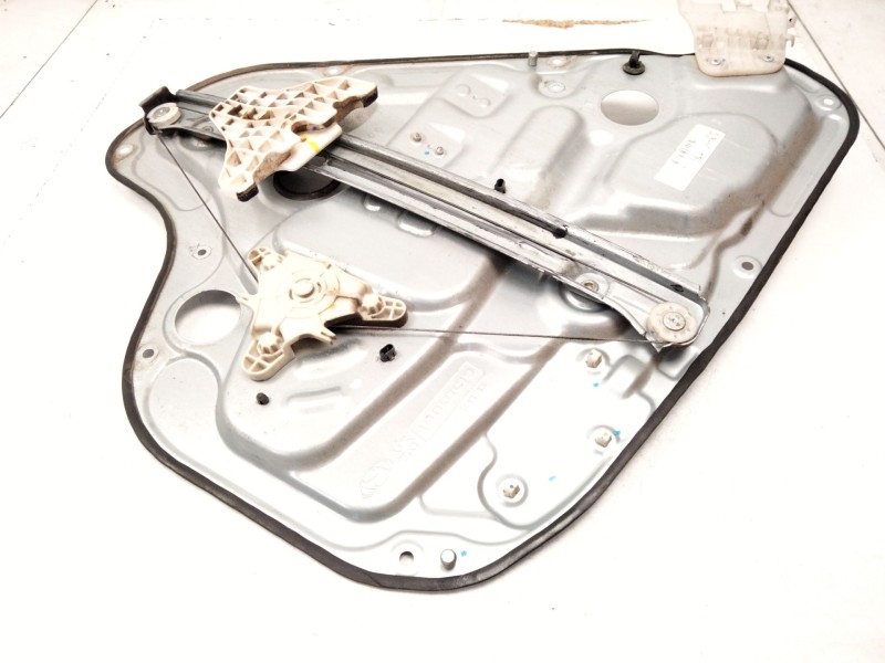 Recambio de elevalunas trasero derecho para hyundai i30 (fd) 2.0 crdi referencia OEM IAM 834812R000  