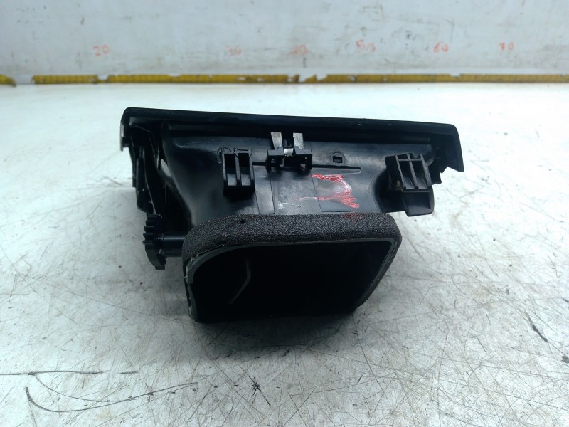 Recambio de aireador izquierdo para bmw x6 (e71, e72) xdrive 40 d referencia OEM IAM 922776703  