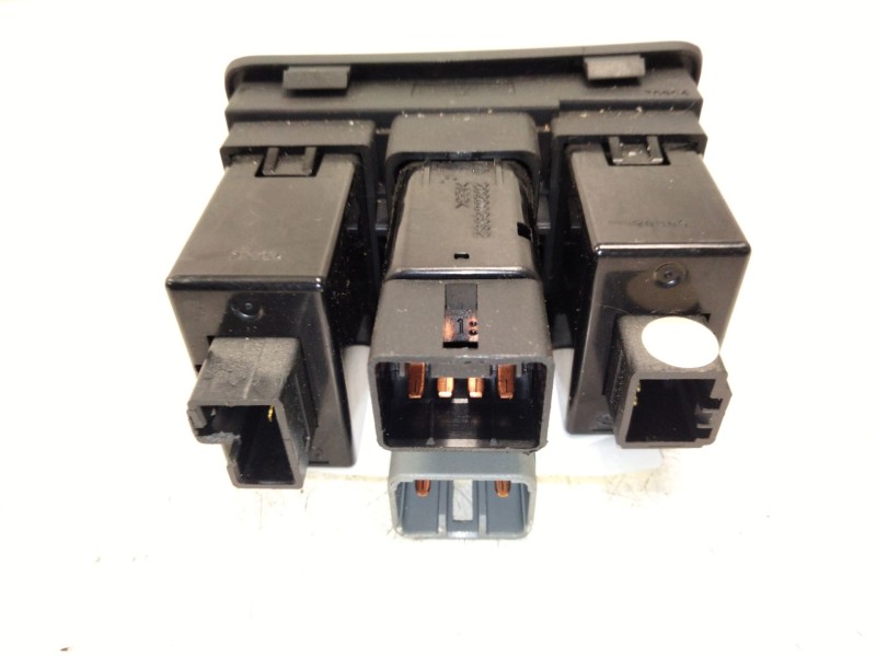 Recambio de mando multifuncion para hyundai i30 (fd) 2.0 crdi referencia OEM IAM   