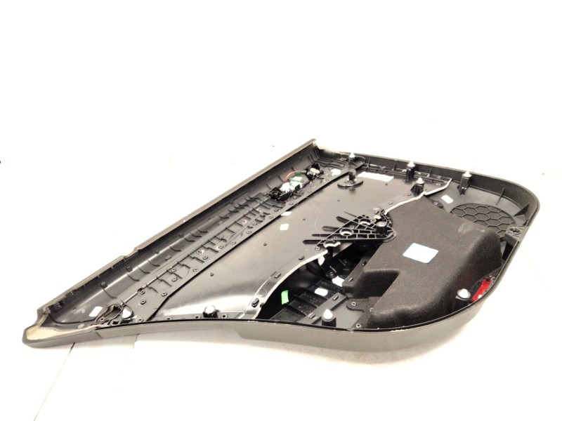 Recambio de guarnecido puerta trasera derecha para skoda superb iii (3v3) 2.0 tdi referencia OEM IAM 3V5861212  