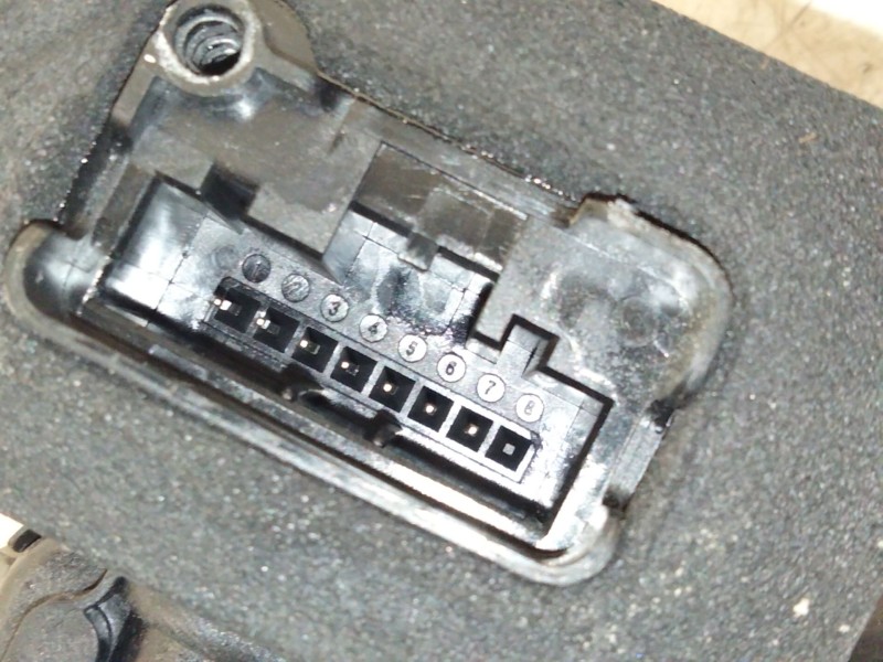 Recambio de cerradura puerta delantera izquierda para skoda superb iii (3v3) 2.0 tdi referencia OEM IAM 5TB837015A  