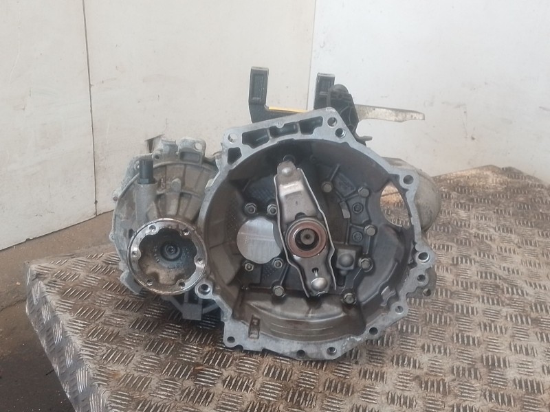 Recambio de caja cambios para volkswagen polo v (6r1, 6c1) 1.6 tdi referencia OEM IAM MZL  
