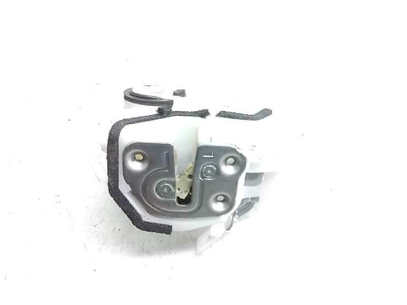 Recambio de cerradura puerta trasera izquierda para mazda cx-3 referencia OEM IAM 8E15F0308  