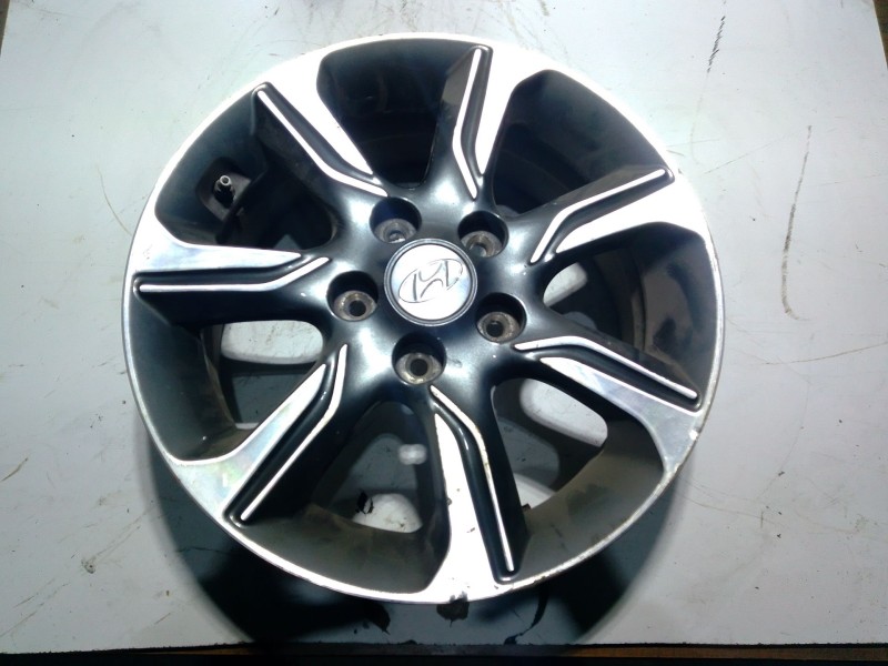 Recambio de llanta aluminio para hyundai ix20 gls comfort referencia OEM IAM 16 PULGADAS 5 TORNILLOS  