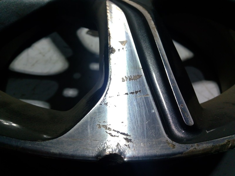 Recambio de llanta aluminio para hyundai ix20 gls comfort referencia OEM IAM 16 PULGADAS 5 TORNILLOS  