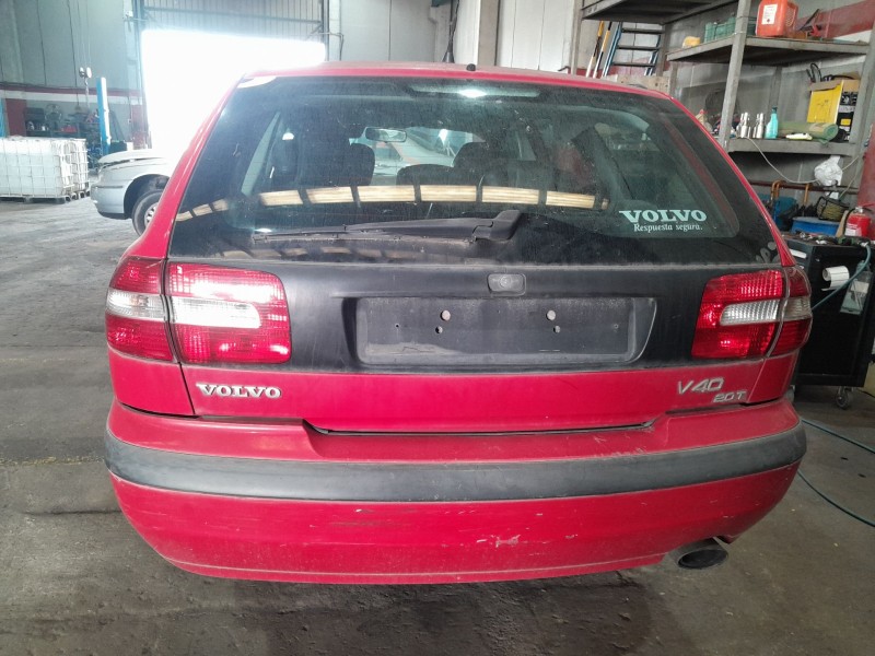 volvo v40 station wagon (645) del año 2000