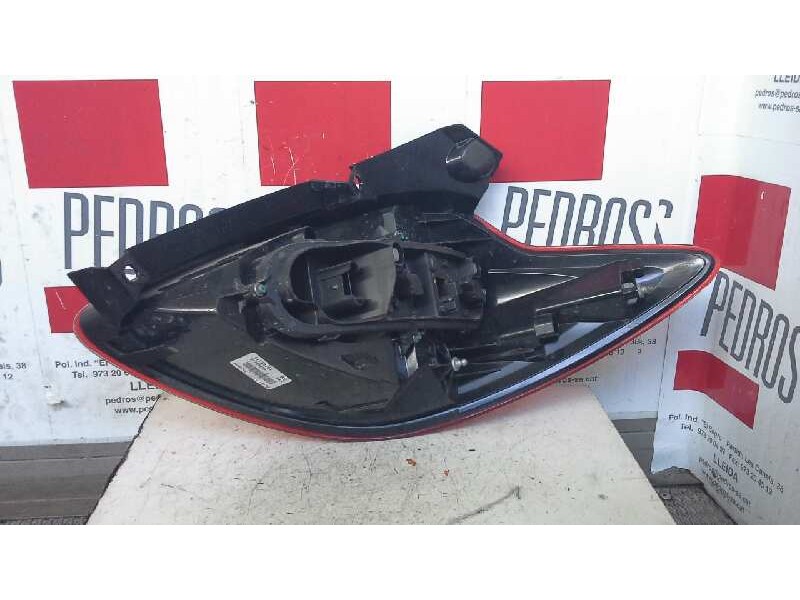 Recambio de piloto trasero izquierdo para ford ka (ccu) trend + referencia OEM IAM 1579396  