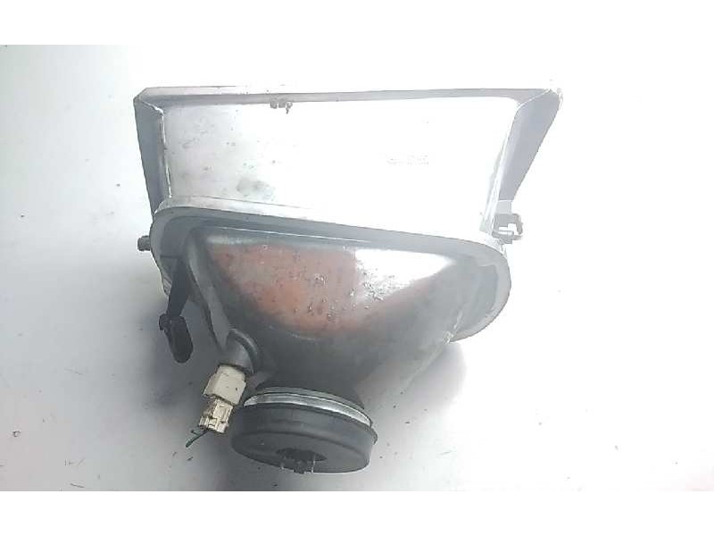 Recambio de faro izquierdo para peugeot 205 berlina 1.8 d generation referencia OEM IAM 6204A4  