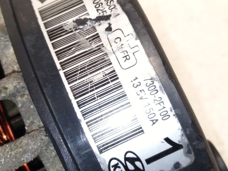 Recambio de alternador para hyundai ix35 (lm, el, elh) 2.0 crdi referencia OEM IAM 373002F100  